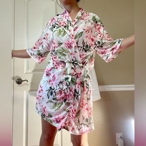 Show Me Your Mumu Floral Brie Robe Garden of Blooms One Size Womens